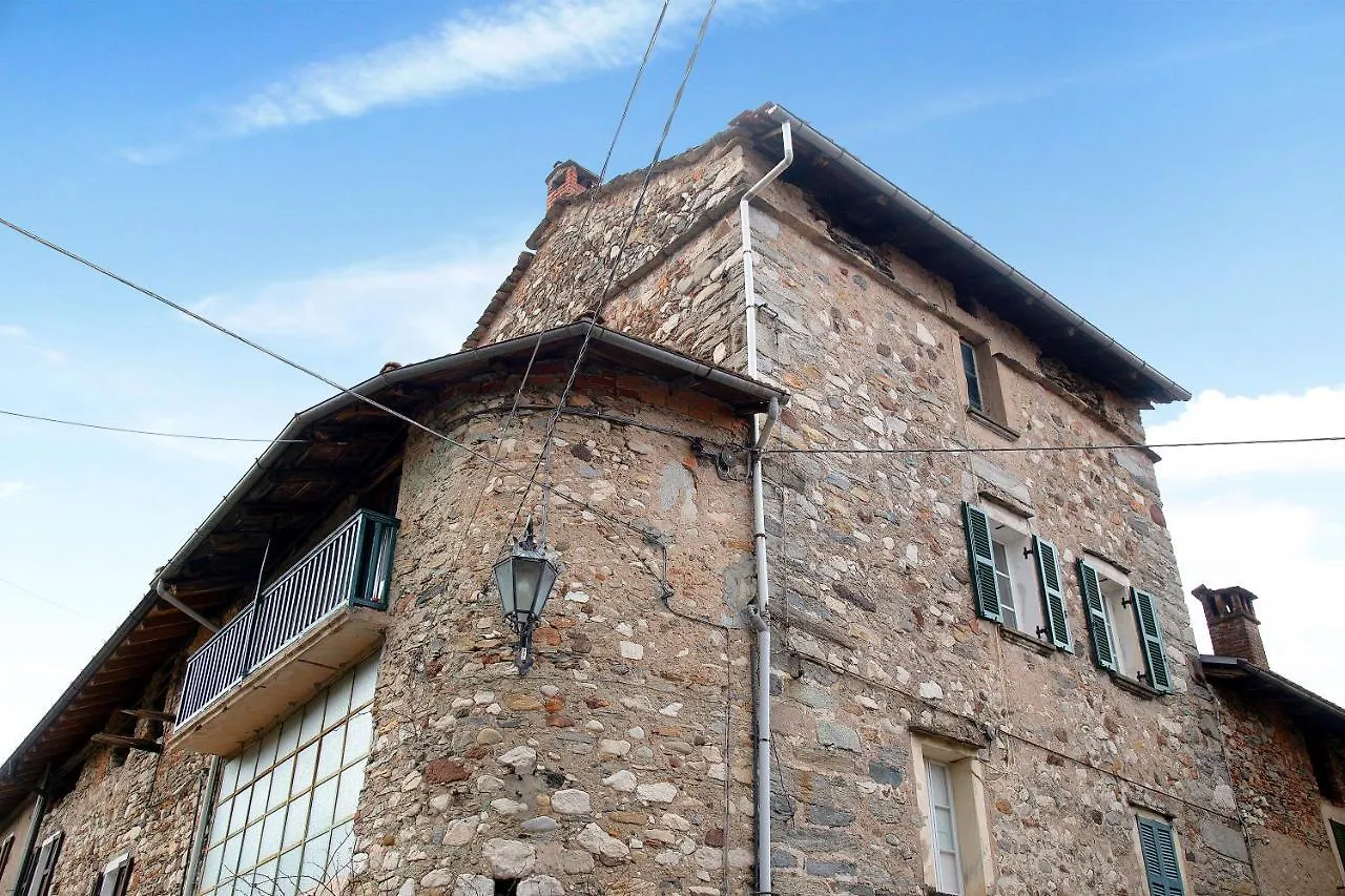 La Vecchia Torre Apartment Porto Valtravaglia