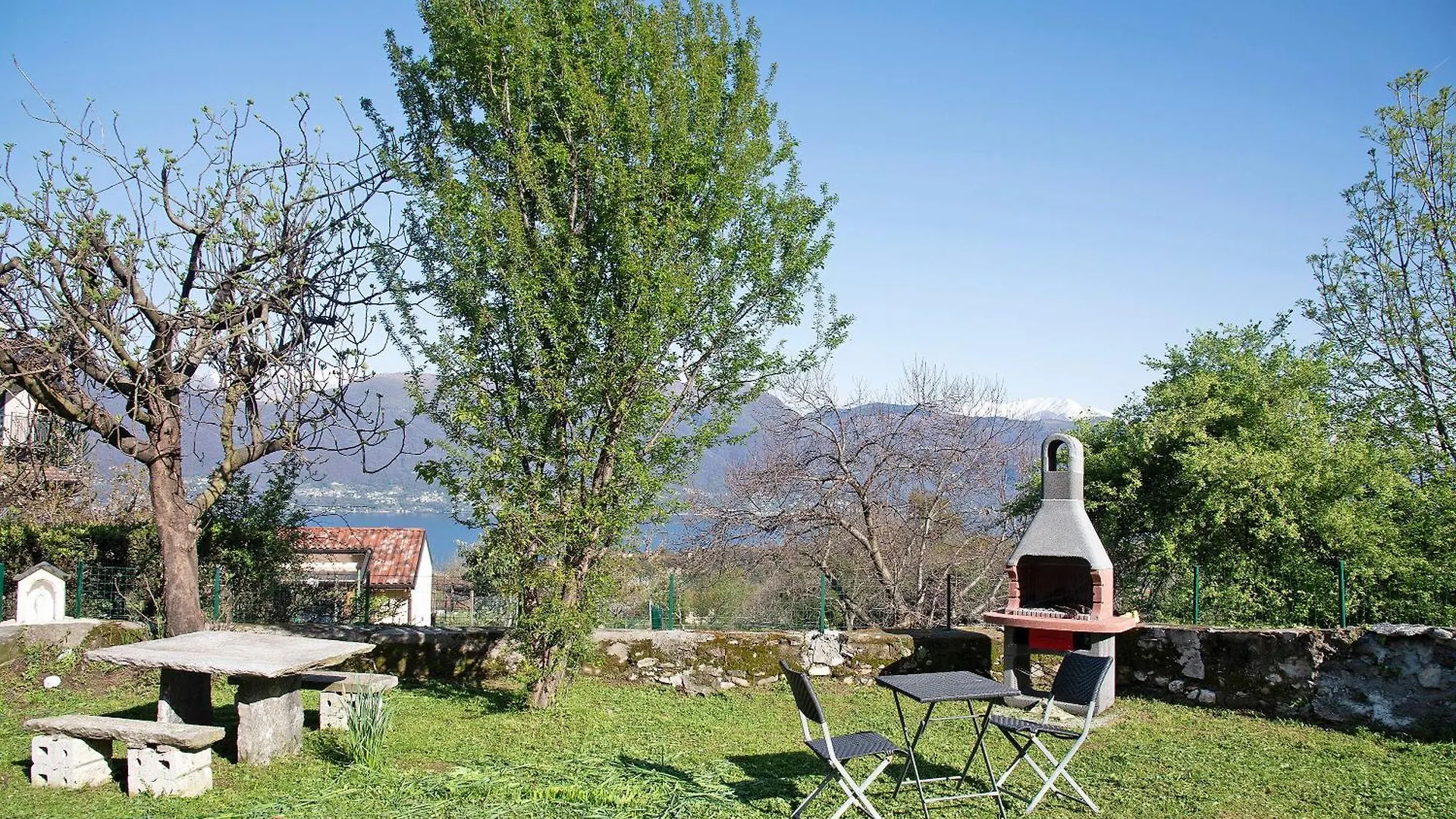 La Vecchia Torre Apartment Porto Valtravaglia
