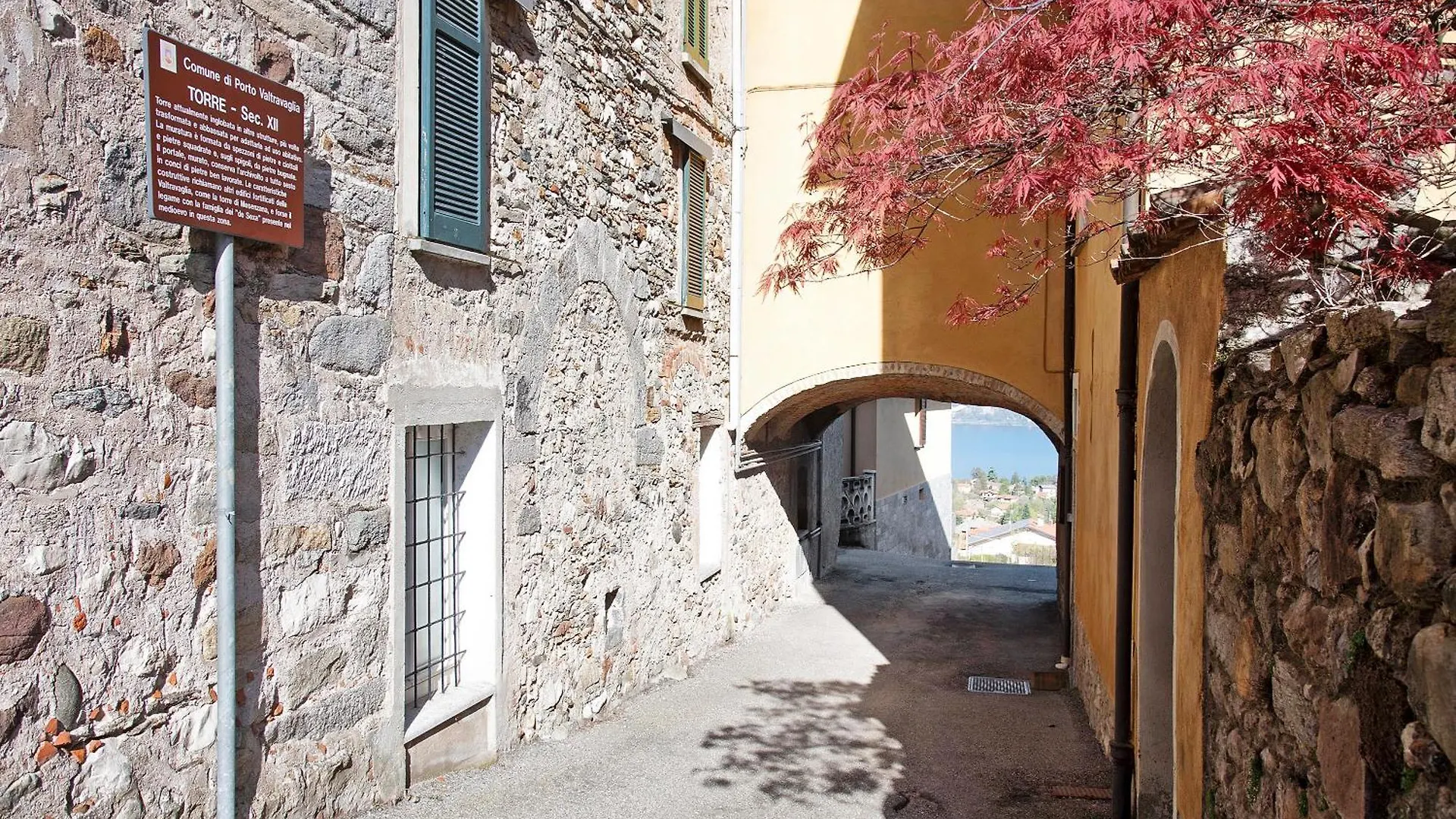 La Vecchia Torre Apartment Porto Valtravaglia
